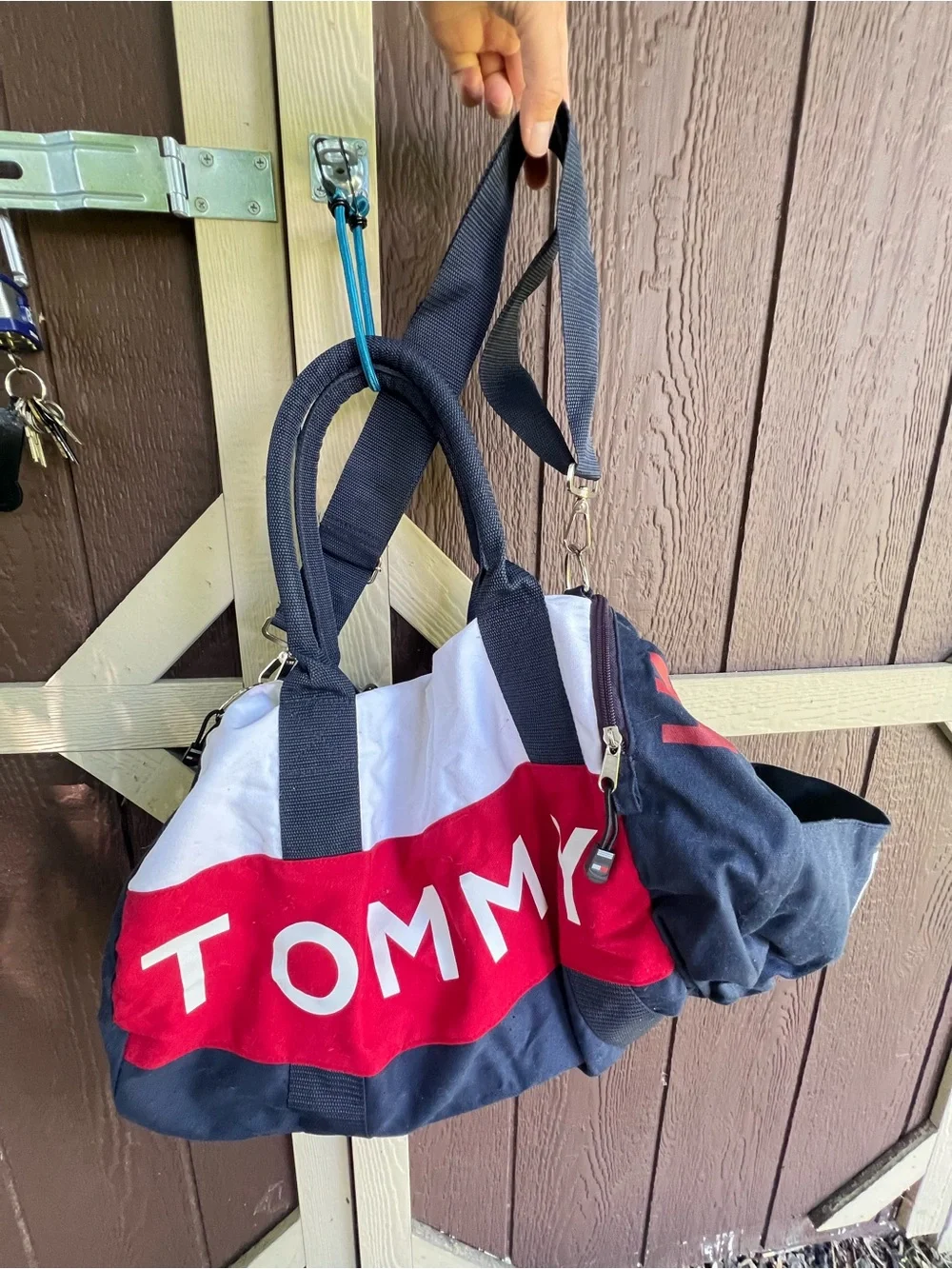 Large Tommy Hilfiger Duffel Bag With Shoulder Strap